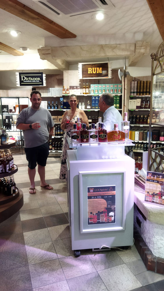 LUX SPIRITS Verkostung – Family City (1)